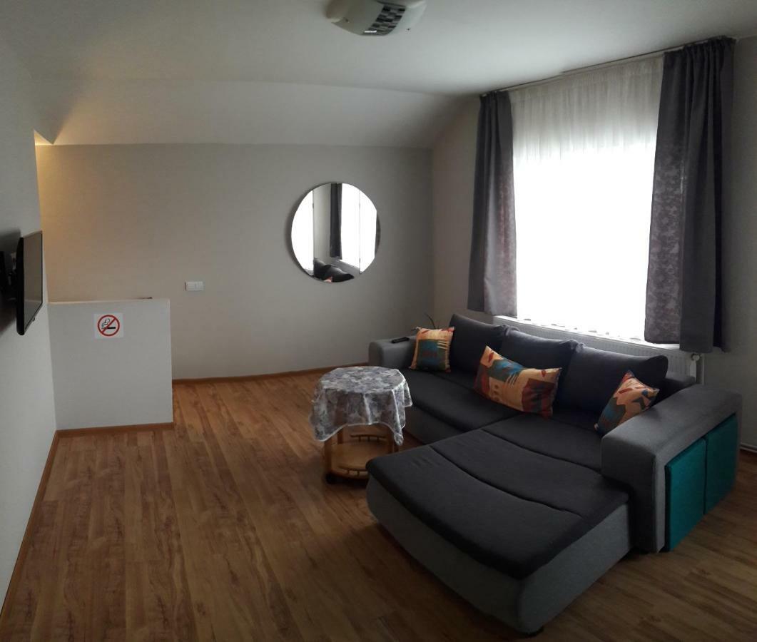 Theresia Apartment Sibiu Exterior foto